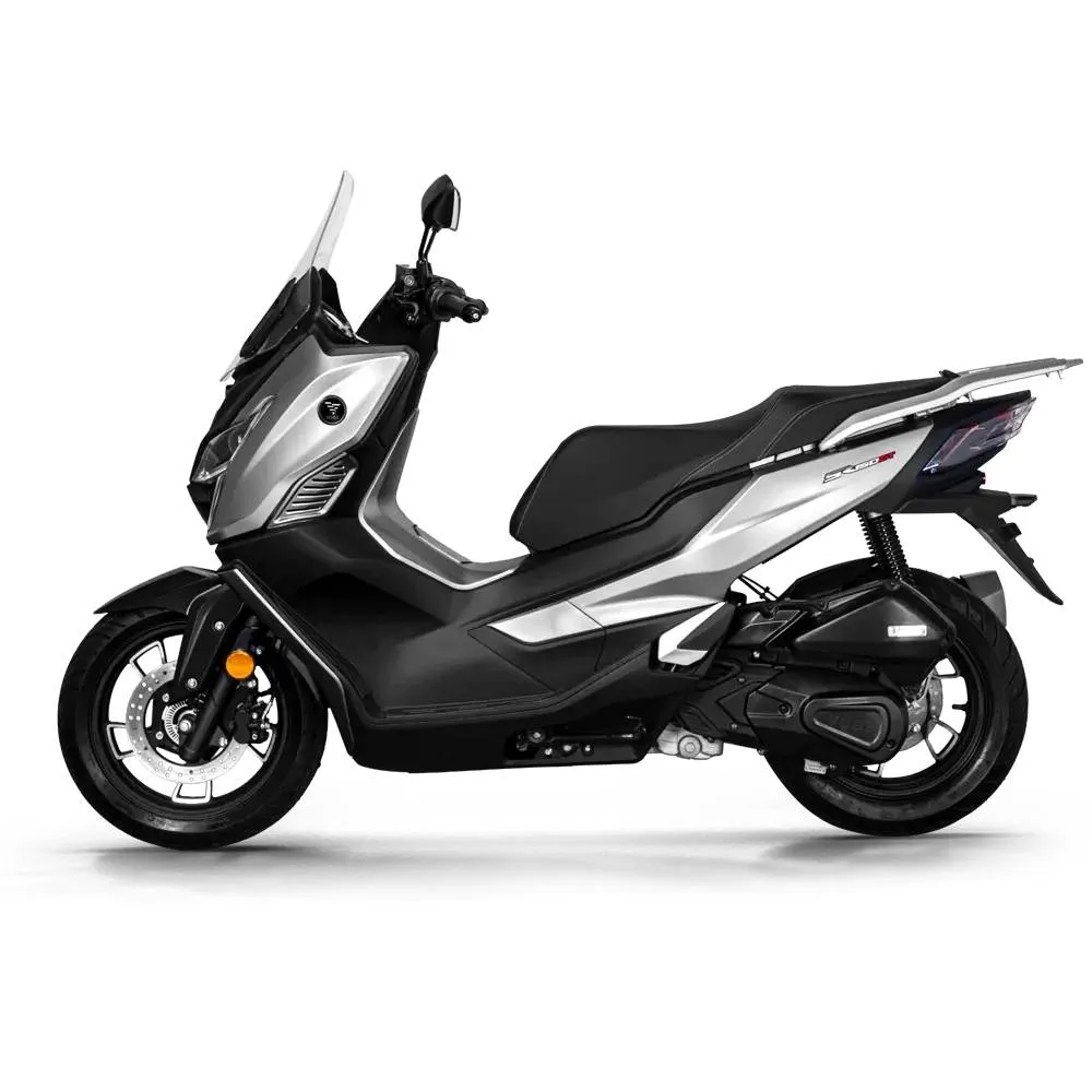 Moped VOGE SR150GT (LX150T-29C) (1) Moped VOGE SR150GT (LX150T-29C) (1)